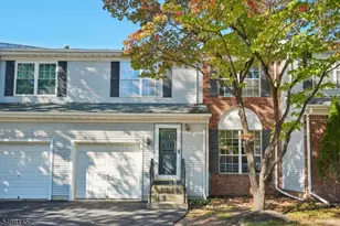 135 Grantham Dr, Franklin Township, NJ 08873 - Photo 2