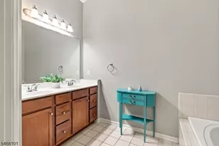 27 Village Ln, Sparta Township, NJ 07871 - Photo 28
