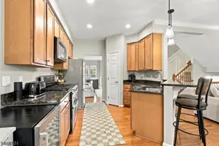 27 Village Ln, Sparta Township, NJ 07871 - Photo 6