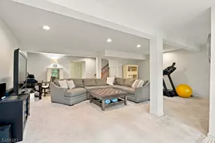27 Village Ln, Sparta Township, NJ 07871 - Photo 24
