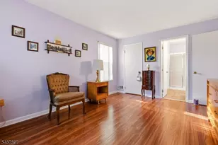401 Danbury Ln, East Brunswick Township, NJ 08816 - Photo 20