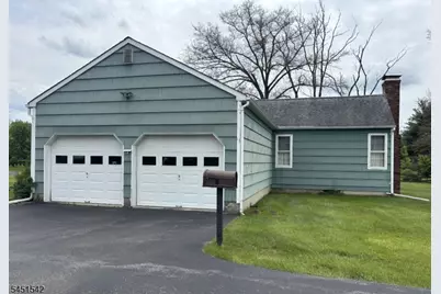 5 Wales Ct, Clinton Township, NJ 08801 - Photo 4