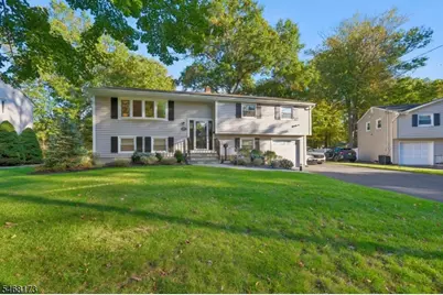 12 Knollwood Dr, Livingston, NJ 07039 - Photo 36