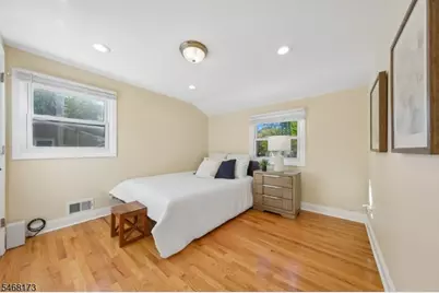 12 Knollwood Dr, Livingston, NJ 07039 - Photo 18