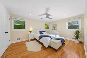 12 Knollwood Dr, Livingston, NJ 07039 - Photo 16