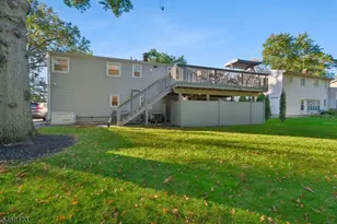 12 Knollwood Dr, Livingston, NJ 07039 - Photo 42