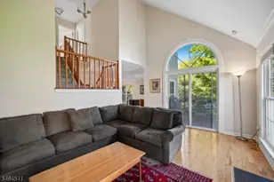 95 Giordano Dr, West Orange Township, NJ 07052 - Photo 20