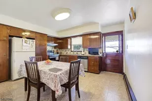 325 Grant Ave, Lyndhurst Township, NJ 07071 - Photo 18