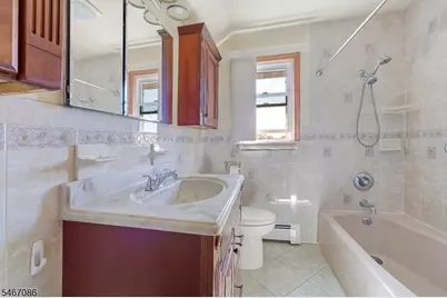325 Grant Ave, Lyndhurst Township, NJ 07071 - Photo 28