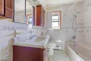 325 Grant Ave, Lyndhurst Township, NJ 07071 - Photo 28