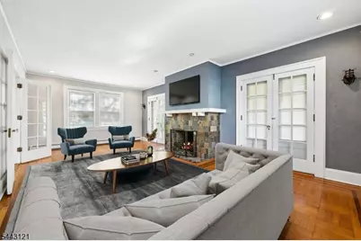 577 Varsity Rd/148 Reynolds, South Orange, NJ 07079 - Photo 4