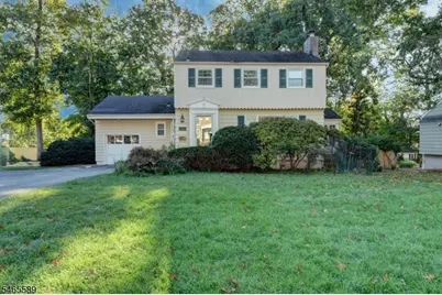 20 Beechwood Dr, Wayne, NJ 07470 - Photo 4
