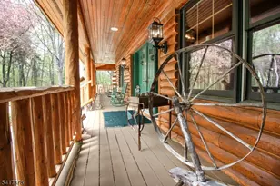 31 Kent Rd, Hampton Township, NJ 07860 - Photo 8