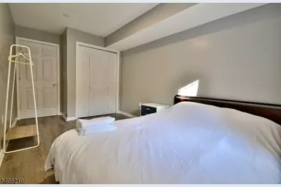 75 Grant Ave, Jersey City, NJ 07305 - Photo 28