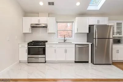 75 Grant Ave, Jersey City, NJ 07305 - Photo 6