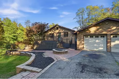 2 Fredonia Ct, Fredon Township, NJ 07860 - Photo 4