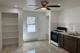 10 Kipp Pl, Paterson, NJ 07513 - Photo 4