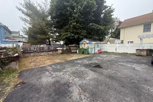 121 W Clinton St, Dover, NJ 07801 - Photo 4