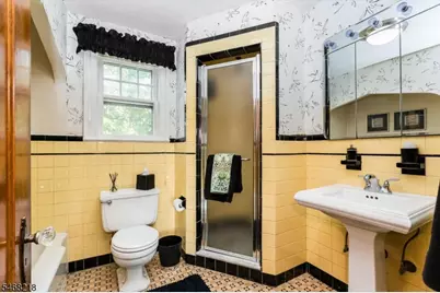 260 Sylvan Rd, Bloomfield, NJ 07003 - Photo 20