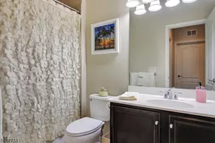 1302 Meadow Brook Ct, Hanover Township, NJ 07981 - Photo 16
