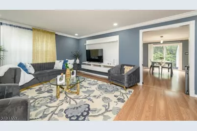 125 Princeton Ln, North Plainfield, NJ 07063 - Photo 4