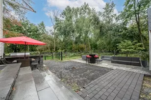 125 Princeton Ln, North Plainfield, NJ 07063 - Photo 24