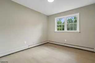 41 Paula Dr, Washington Township, NJ 07853 - Photo 20