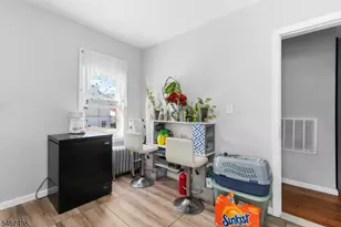147 Brookside Ave, Irvington, NJ 07111 - Photo 14