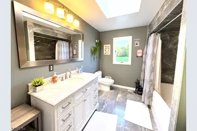 11 Grandview Cir, Raritan Township, NJ 08822 - Photo 24