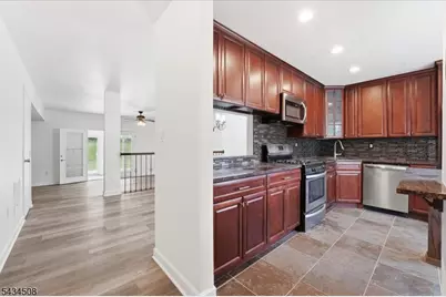 293 Gettysburg Way, Lincoln Park, NJ 07035 - Photo 10