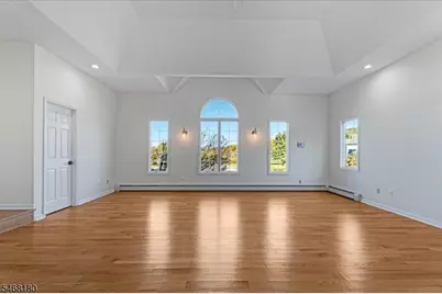 9 Dagmar Dale Dr, Vernon, NJ 07461 - Photo 14