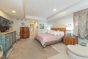 19 Coggins Ln, West Orange Township, NJ 07052 - Photo 18