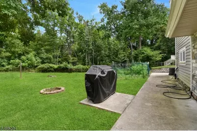 631 Concord Cir, Ewing Township, NJ 08618 - Photo 36