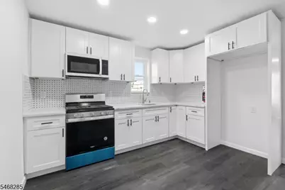 346 11th Ave, Paterson, NJ 07514 - Photo 16
