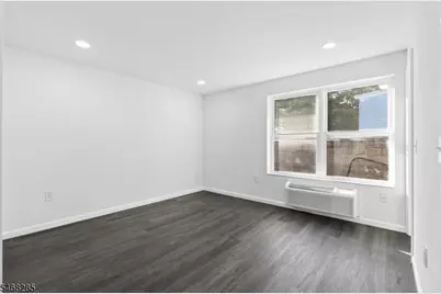 346 11th Ave, Paterson, NJ 07514 - Photo 10