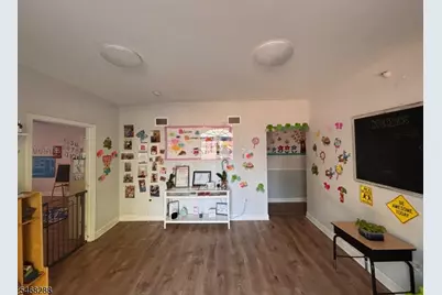 917 McBride Ave, Woodland Park, NJ 07424 - Photo 2