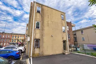 592 N 6th St, Newark, NJ 07107 - Photo 14