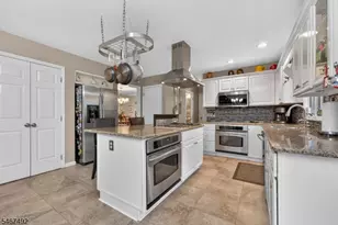 325 Greens Ridge Rd, Greenwich Township, NJ 08886 - Photo 2