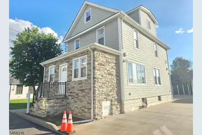 638 Malcolm Pl, Linden, NJ 07036 - Photo 1