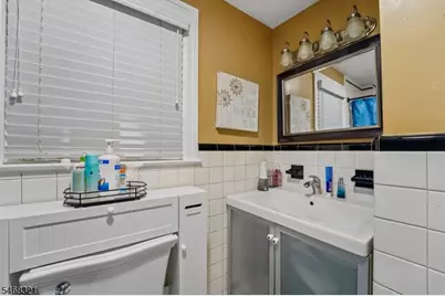822 Ramapo Ave, Pompton Lakes, NJ 07442 - Photo 34