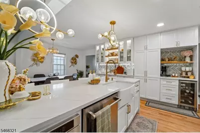 822 Ramapo Ave, Pompton Lakes, NJ 07442 - Photo 10