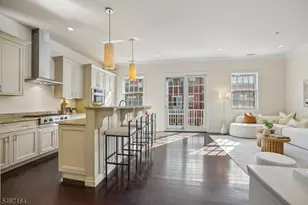 30 Carillon Cir, Livingston, NJ 07039 - Photo 12