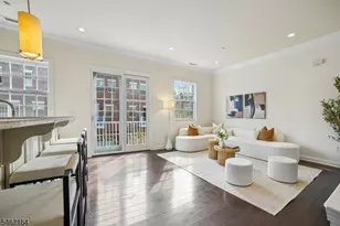 30 Carillon Cir, Livingston, NJ 07039 - Photo 10