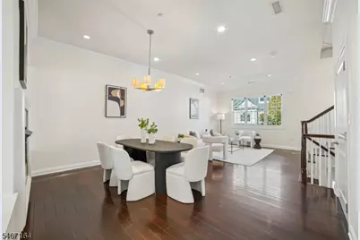 30 Carillon Cir, Livingston, NJ 07039 - Photo 8