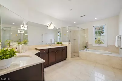 30 Carillon Cir, Livingston, NJ 07039 - Photo 18