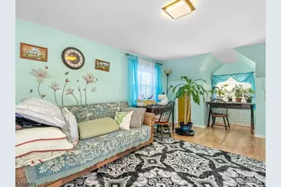 806 Pinewood Rd, Union Township, NJ 07083 - Photo 10