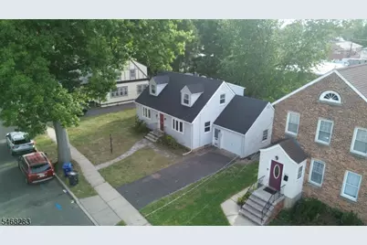 825 Bishop St, Union Township, NJ 07083 - Photo 40