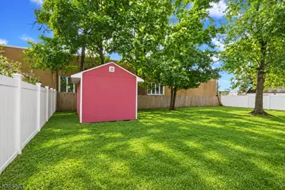 825 Bishop St, Union Township, NJ 07083 - Photo 6
