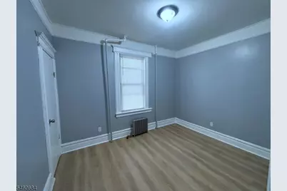 29 Linden Ave, East Orange, NJ 07018 - Photo 8