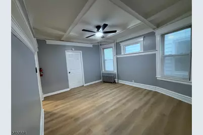 29 Linden Ave, East Orange, NJ 07018 - Photo 6